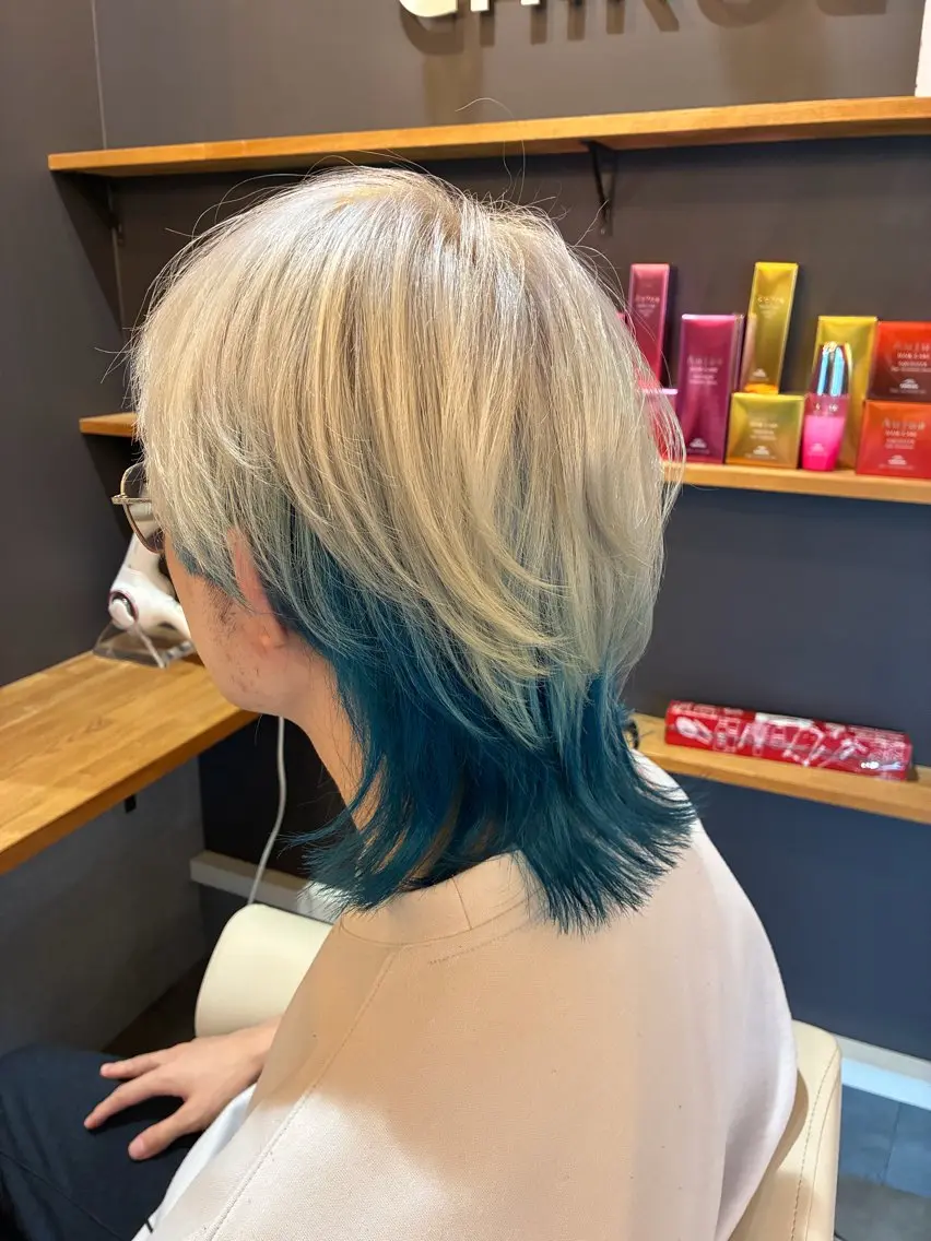 ミディアム カラー ヘアカラー CoCooN Hiromiのヘアスタイル