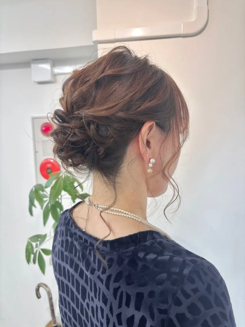 ミディアム ヘアセット ハイトーンカラー 🦋yuri🦋のヘアスタイル