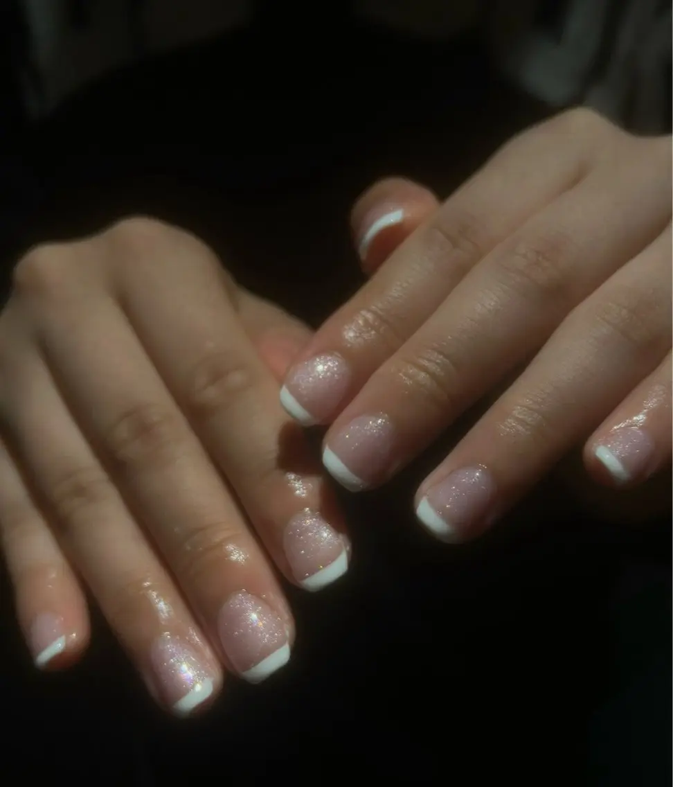 ネイル フレンチネイル ラメ(グリッター) ピンク White nail KAEDEのネイルデザイン