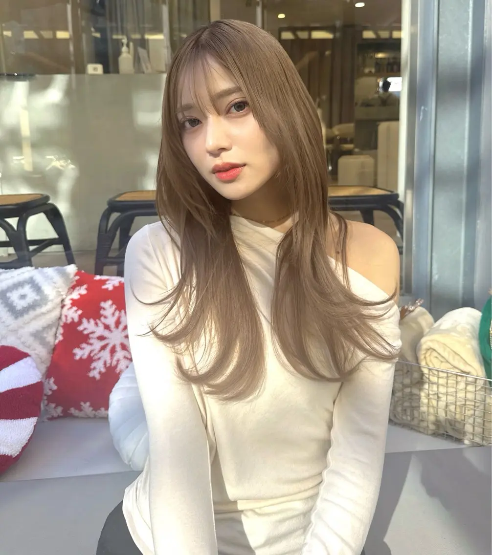 ロング カラー ベージュカラー ブリーチ 透明感カラー ブリーチなしカラー レイヤーカット カット ヘアカラー トリートメント 💎透明感カラー特化 💎TAISEIのヘアスタイル