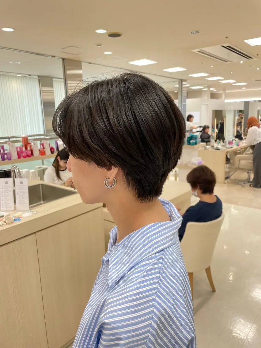 メンズ シャドウパーマ／骨格 矯正カット　トモキのヘアスタイル