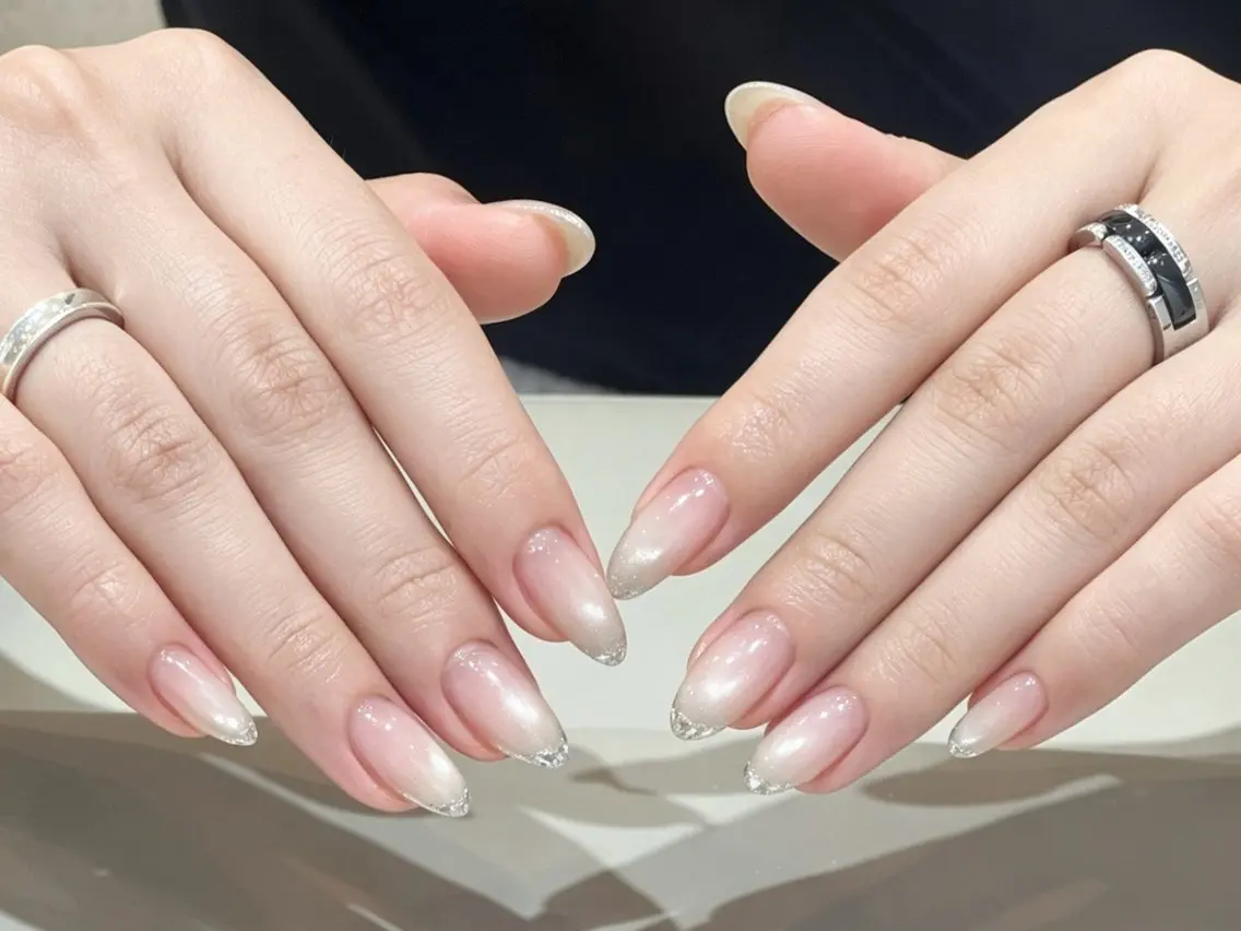 ネイル ハンドネイル CHERIR Emiのネイルデザイン