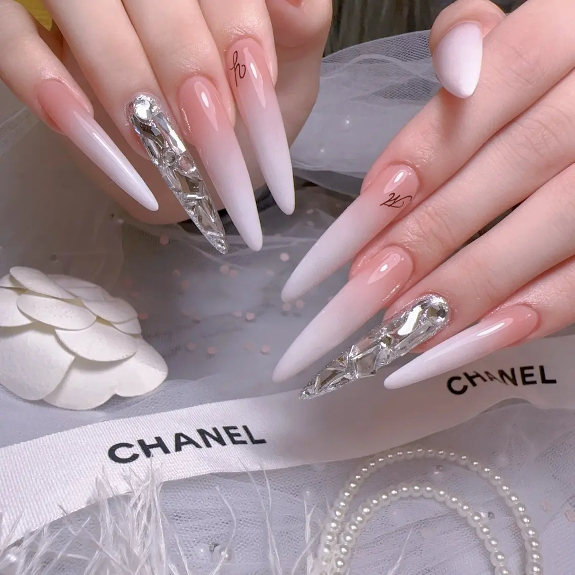 ネイル オーロラネイル フットネイル フレンチネイル ジェルネイル 韓国ネイル Belle nail salon 新小岩のネイルデザイン