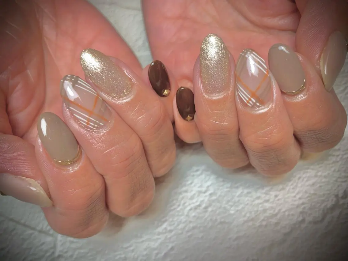 ネイル 持ち込み バレンタイン Eden ♾️のネイルデザイン