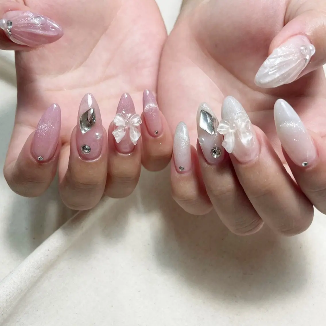 ネイル アートネイル フットネイル ジェルネイル キラキラネイル 韓国ネイル ハンドネイル Y nail なんば堀江店のネイルデザイン