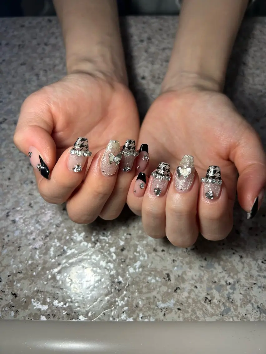 ネイル ハンドネイル nailroom‪ sb‪‪𓈒𓂂𓏸のネイルデザイン