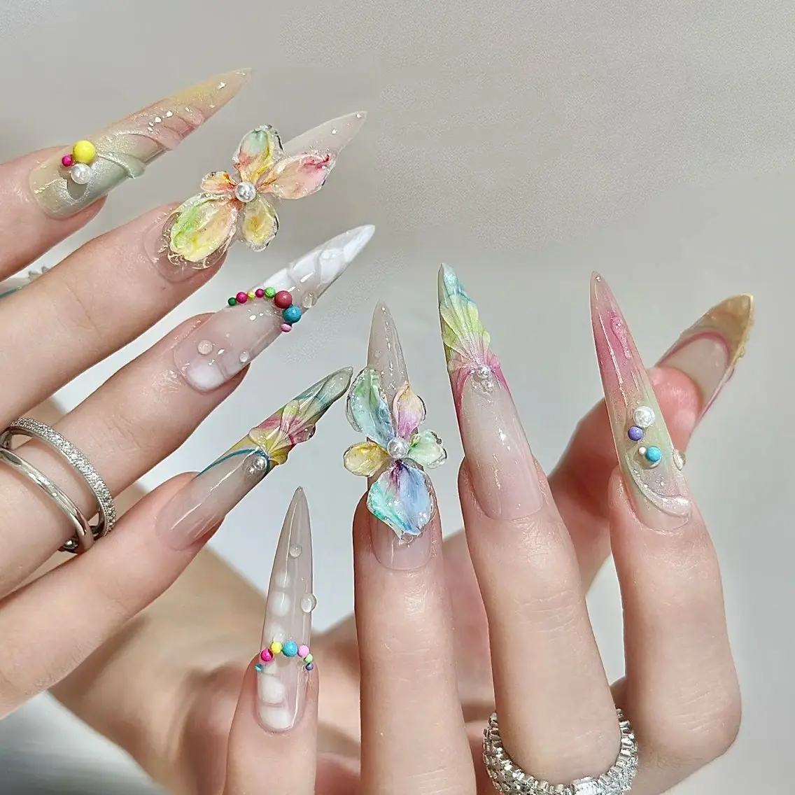 ネイル アートネイル チークネイル 長さ出し フラワーネイル ジェルネイル YK Beauty Salonのマツエク・マツパデザイン