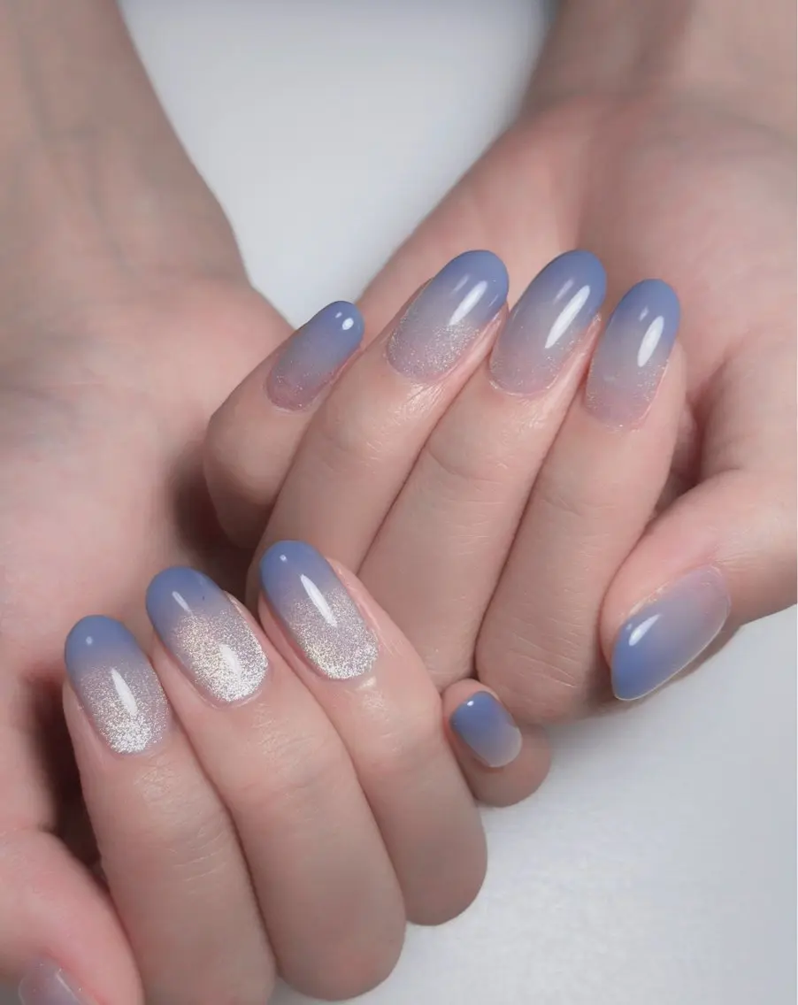 ネイル オーロラネイル 長さ出し フットネイル ラメ(グリッター) ラメグラデーション ハンドネイル 👍thumbs up nail👍のネイルデザイン