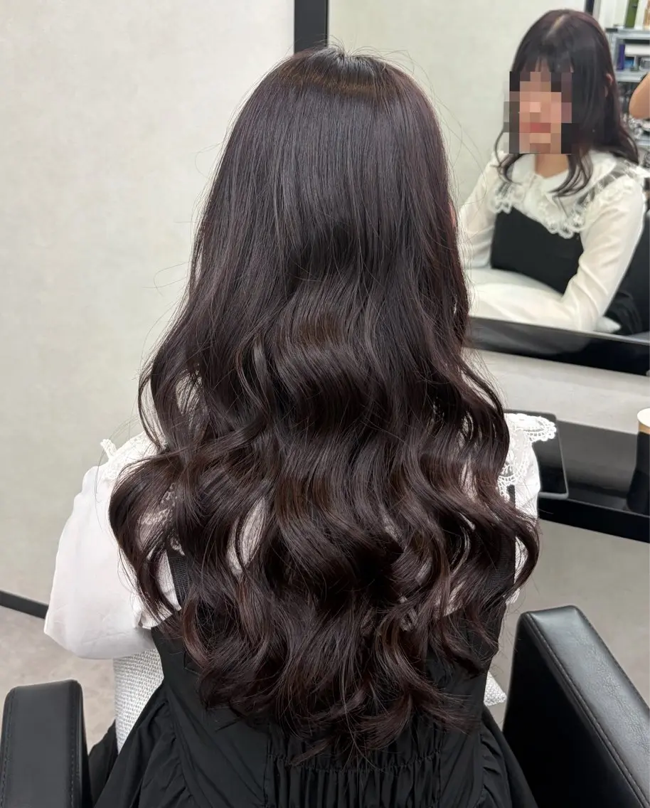 ロング ピンクブラウン ヘアカラー 福島 あいりのヘアスタイル