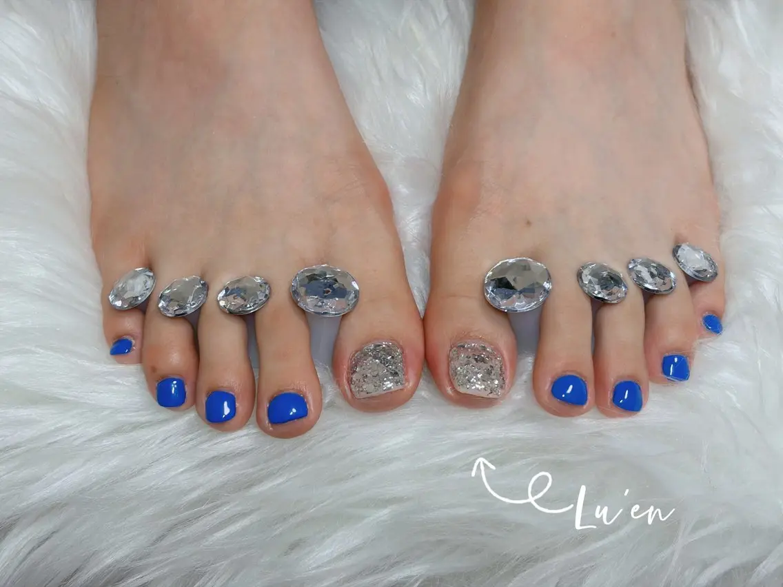 ネイル フットネイル Lu’en Nailsのネイルデザイン