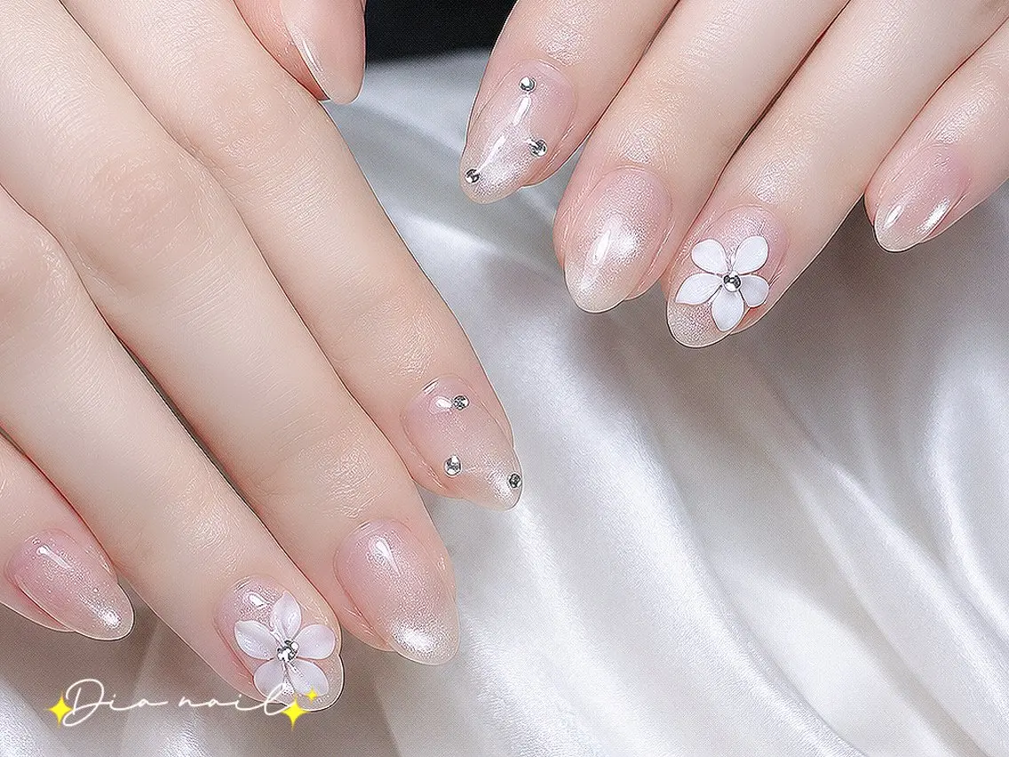 ネイル フットネイル 韓国ネイル レース マグネットネイル ニュアンスネイル ハンドネイル Dia nail サロンのネイルデザイン