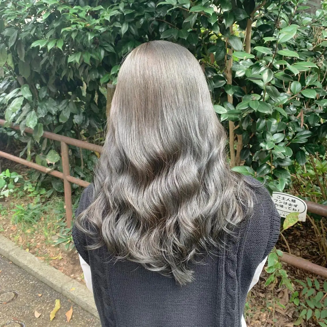 ロング カラー ベージュカラー オリーブベージュ little 小濱彰太のヘアスタイル