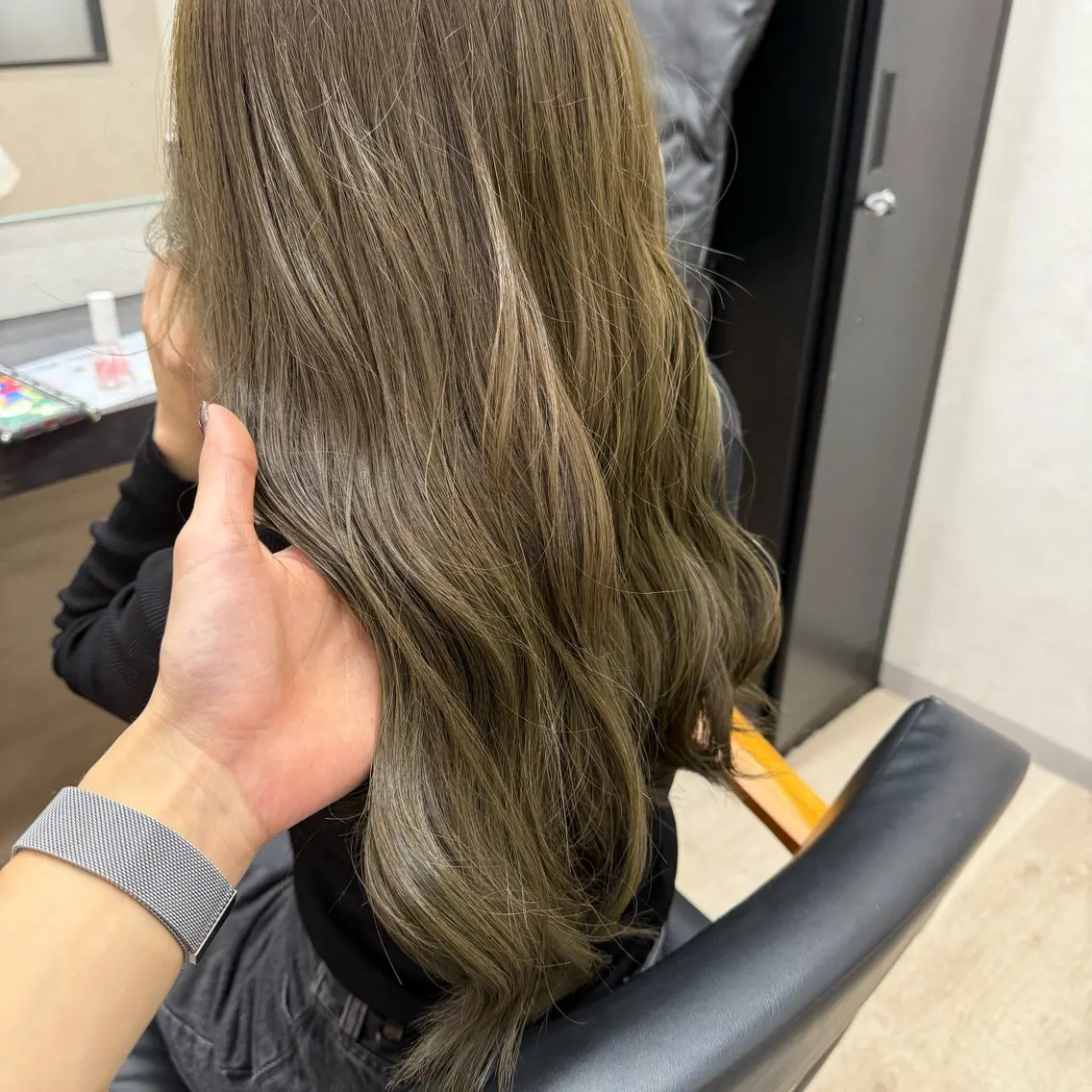 セミロング カラー ブリーチ カット ヘアカラー 有田裕真 【ブリーチカラー】のヘアスタイル