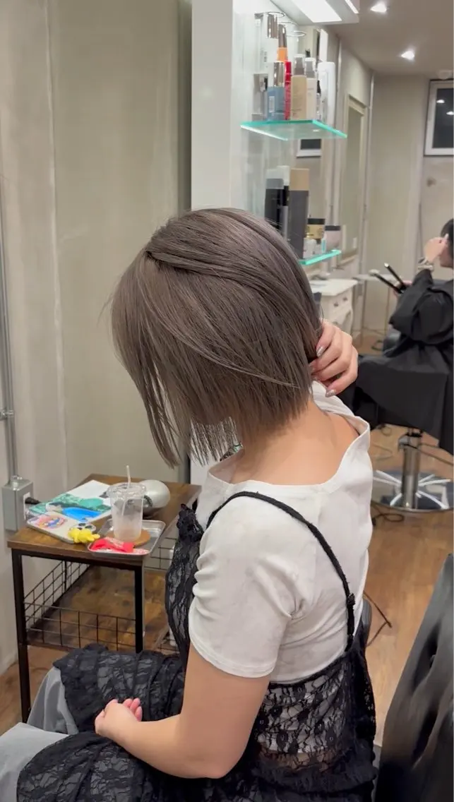 ショート カラー ハイトーンカラー 🌞SoL🌞竹原 沙希のヘアスタイル