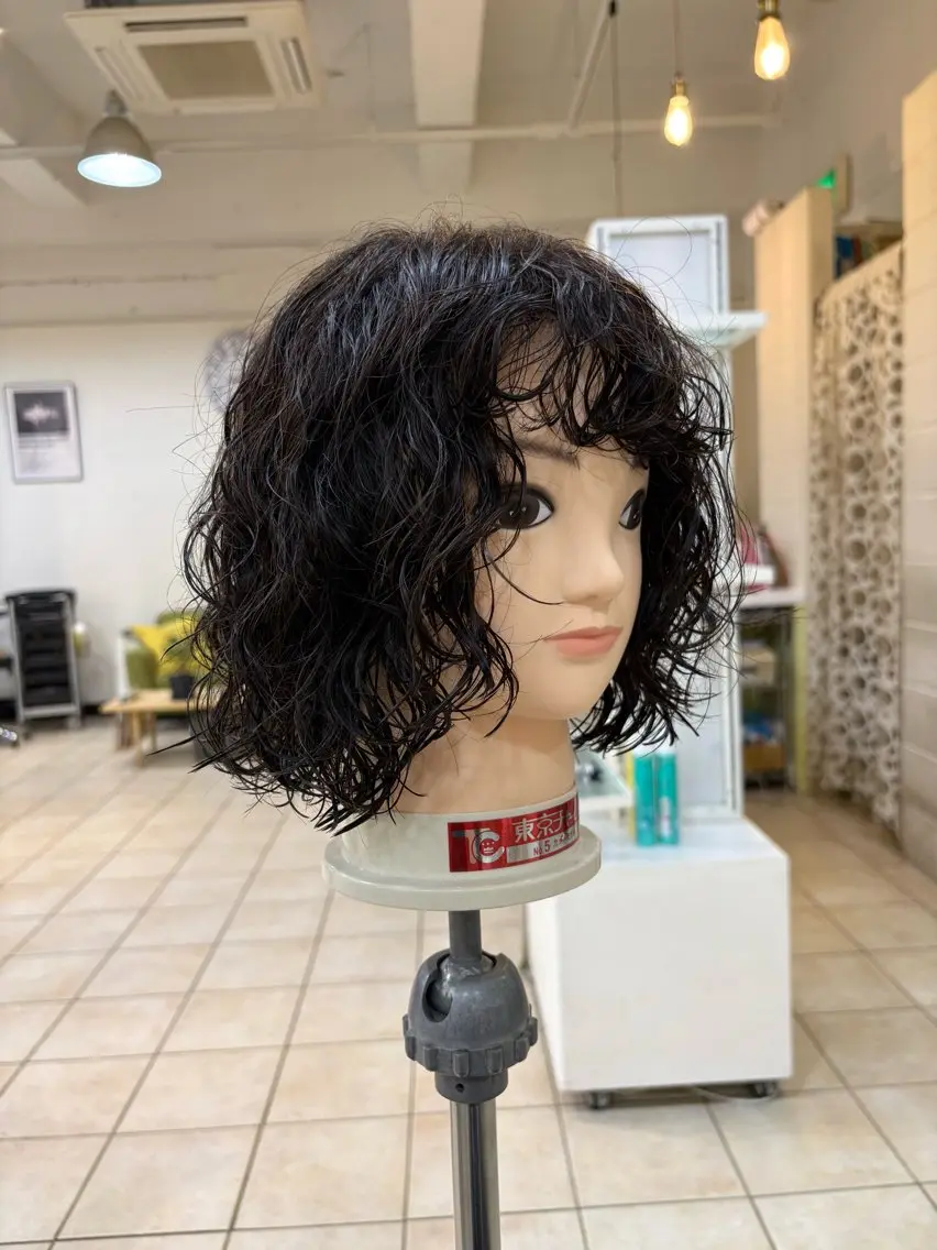 ミディアム パーマ ミディアムパーマ ボブ スズキ ユウナのヘアスタイル