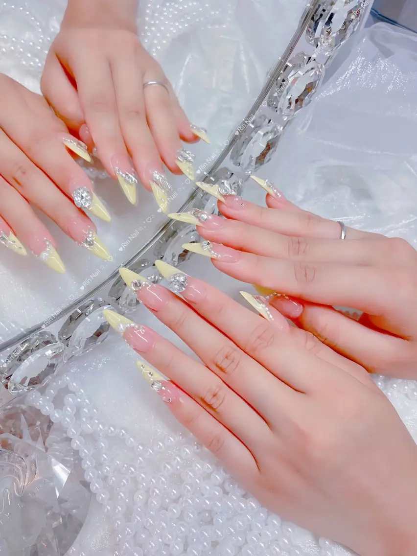 ネイル クリアネイル ドット フットネイル ジェルネイル グリーン ハンドネイル Rin Nail 新大久保店のネイルデザイン