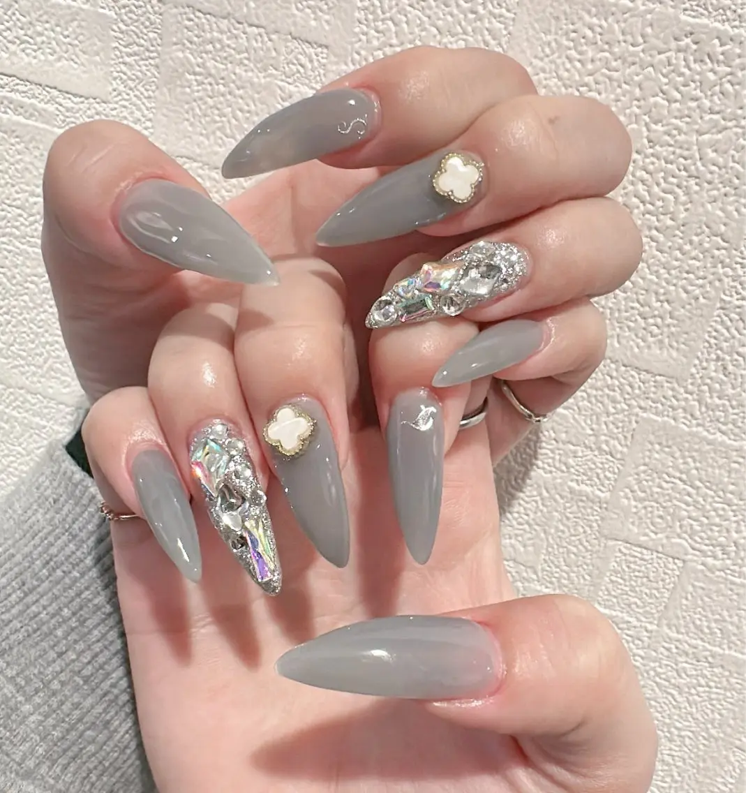 ネイル ハンドネイル Luvia Ginzaのネイルデザイン
