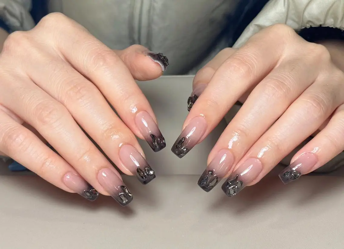 ネイル ハンドネイル ハンドケア 🍑 momo_nailのネイルデザイン