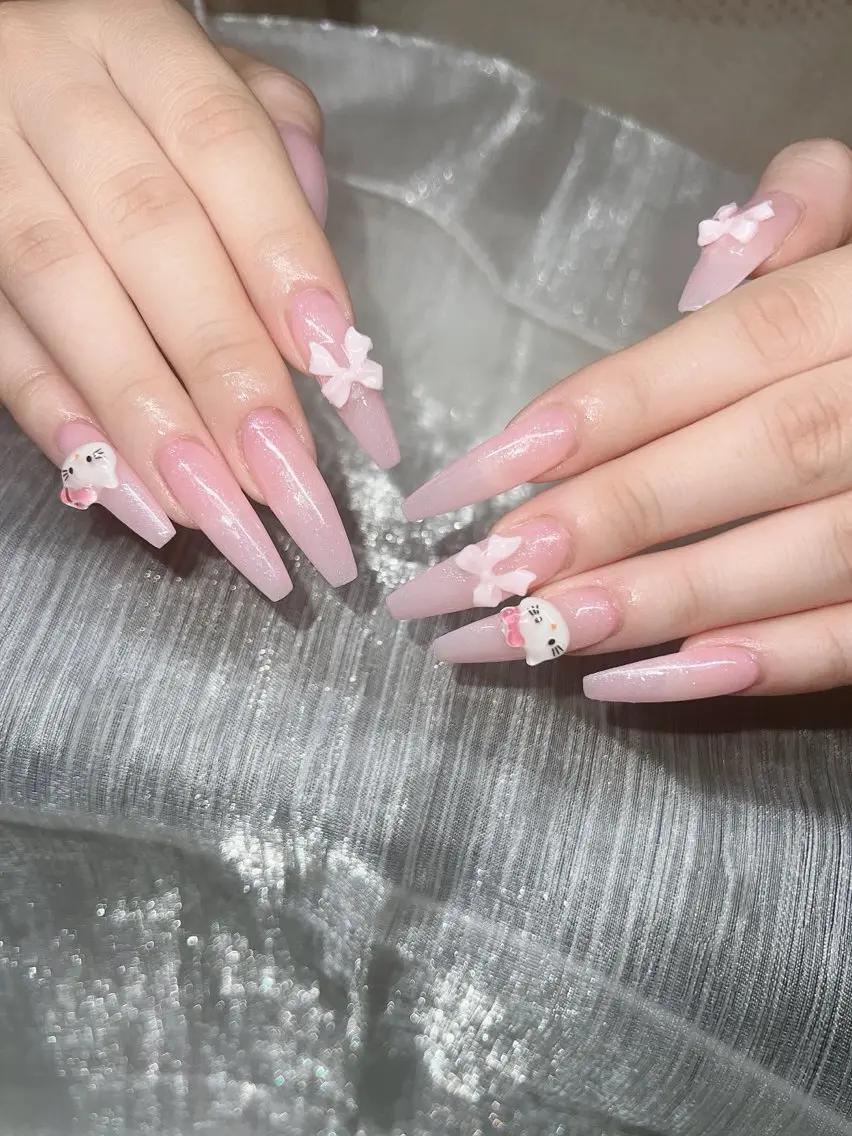 ネイル ハンドネイル Lee Nailsのネイルデザイン