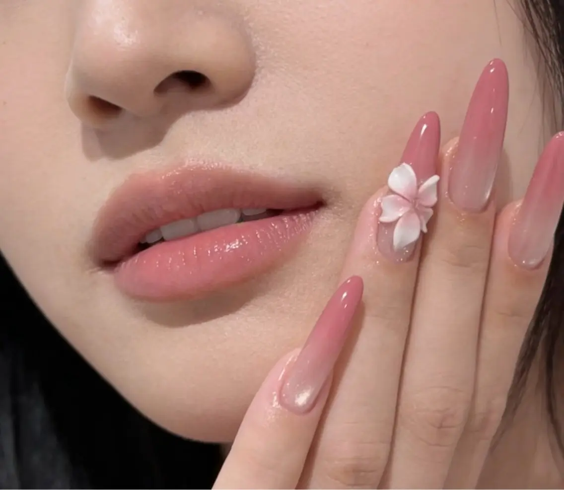 メンズ ネイル メンズ韓国風 アートネイル チークネイル 長さ出し フレンチネイル ハンドネイル ハンドケア NEW NAIL 池袋のネイルデザイン