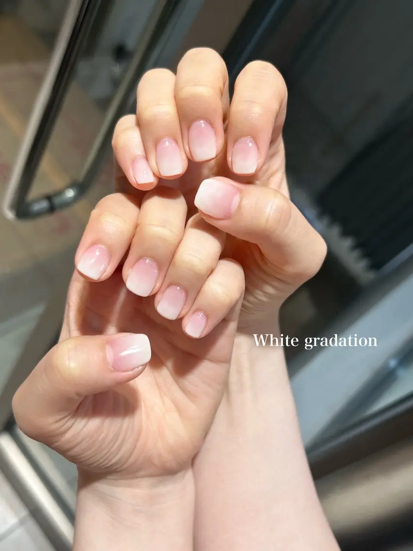 ネイル グラデーション nail salon BONはるのネイルデザイン