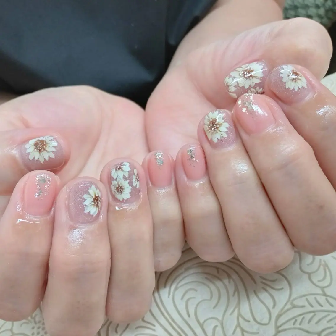 ネイル フラワーネイル precious nail  roomのネイルデザイン