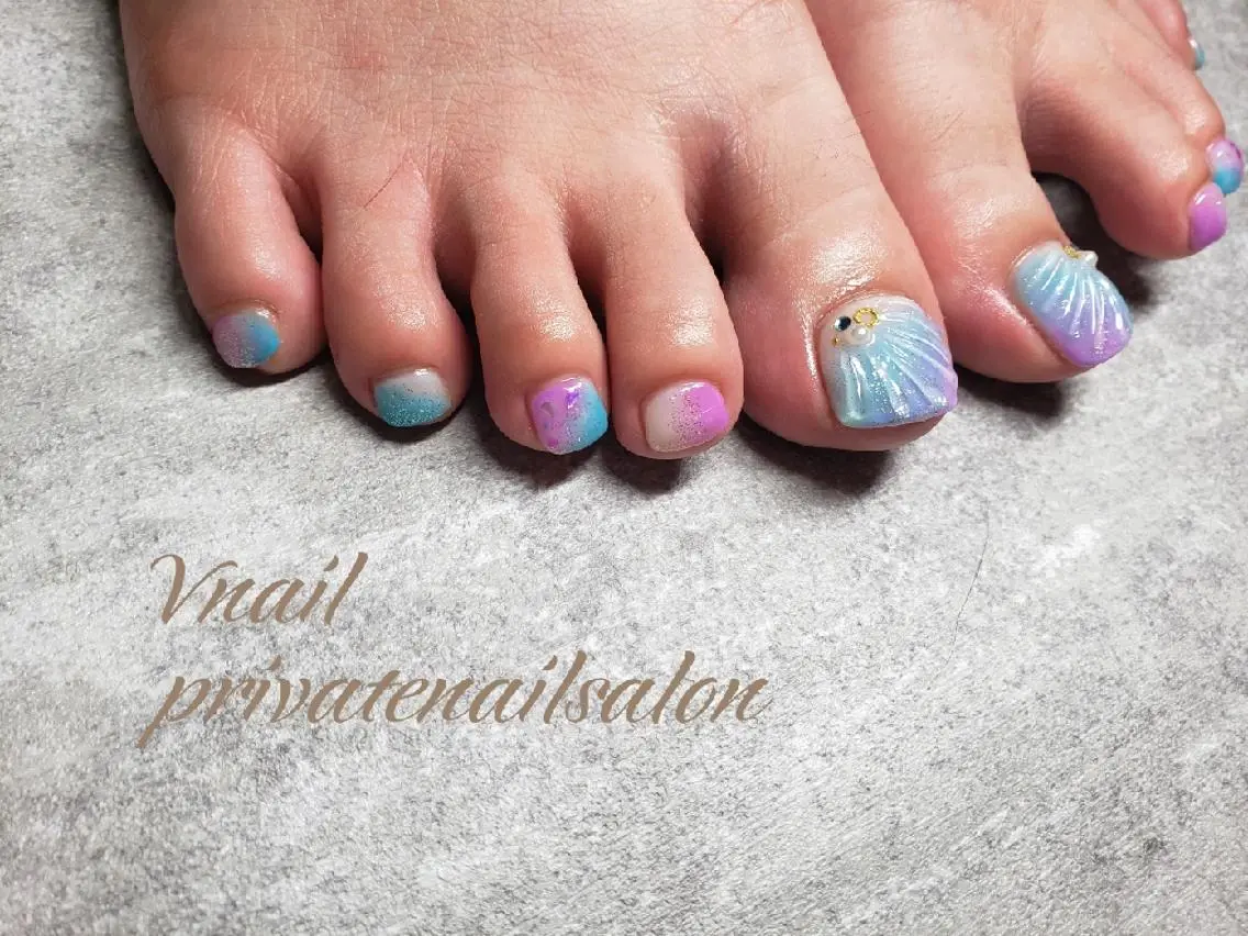 ネイル フットネイル V. nailのネイルデザイン