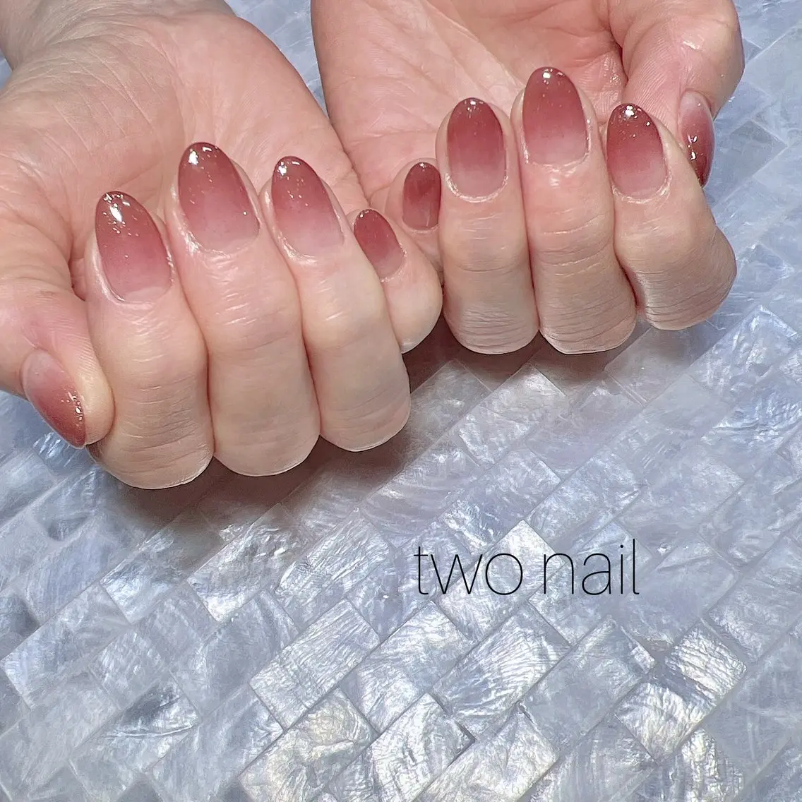 ネイル ネイルチップ ホワイト ハンドネイル two nailのネイルデザイン