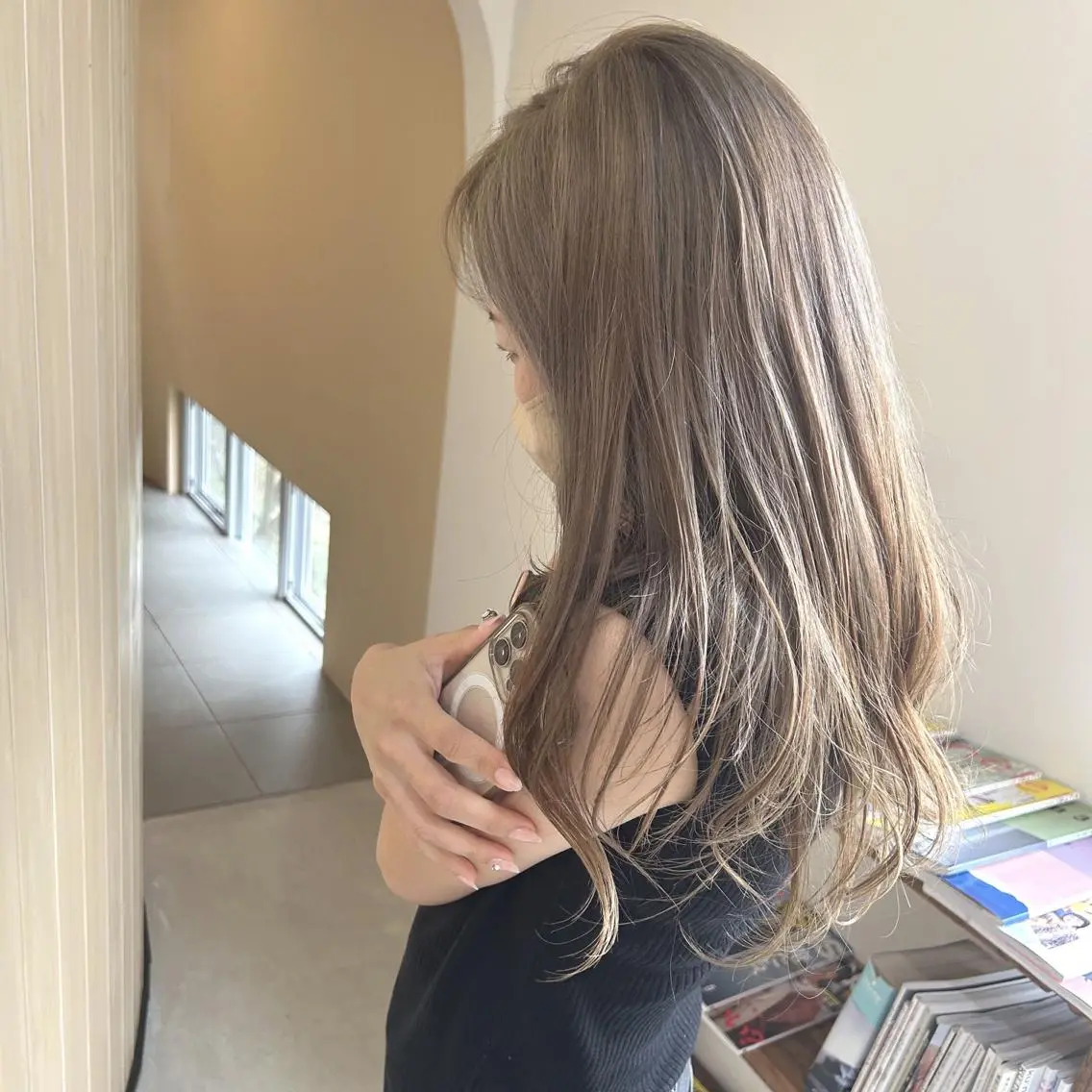 ロング ヘアカラー 綿貫 美雪のヘアスタイル