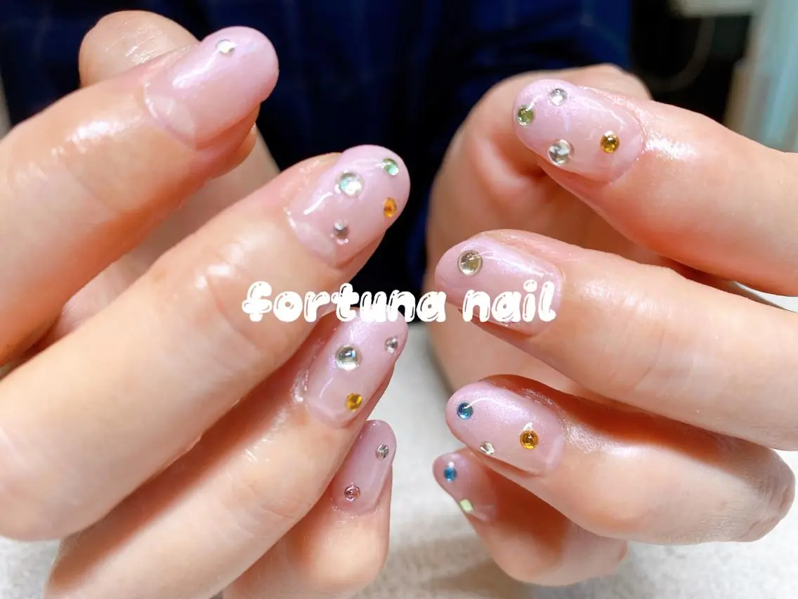 ネイル Nail •Head スパFortunaのネイルデザイン