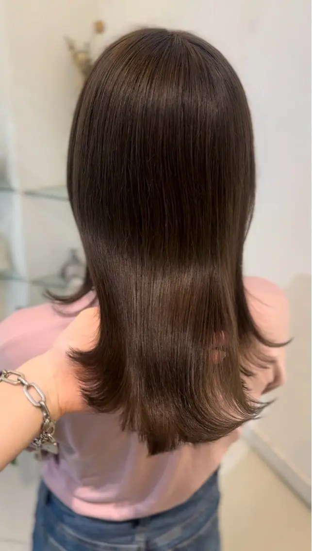 ミディアム カラー ブラウンカラー オリーブブラウン 透けるbrown カラー🎗♡yukaのヘアスタイル