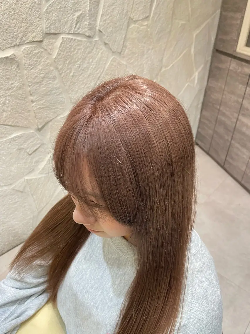 ロング カラー ベージュカラー ダブルカラー 吉川沙知 /ナチュラルカラーのヘアスタイル
