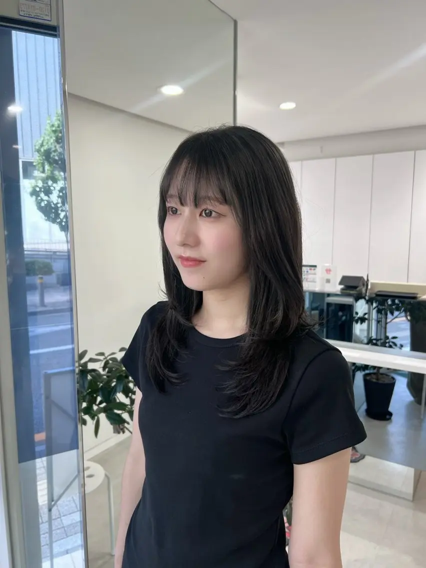 セミロング カラー ヘアカラー トリートメント ヘッドスパ ヘアセット 🖤:抜け感×大人 スタイル/Aoiのヘアスタイル