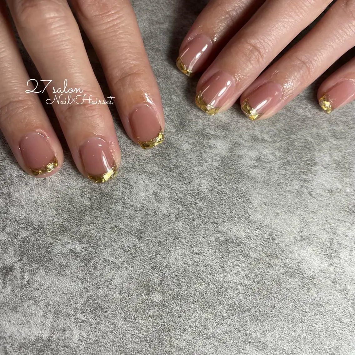 ネイル フレンチネイル ガラスフレンチ ゴールド 27salon yuinaのネイルデザイン