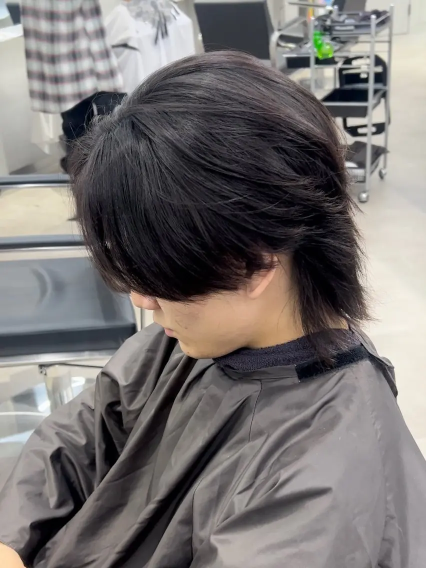 ミディアム パーマ メンズ 曲がる縮毛矯正 LIBER 岩名のヘアスタイル