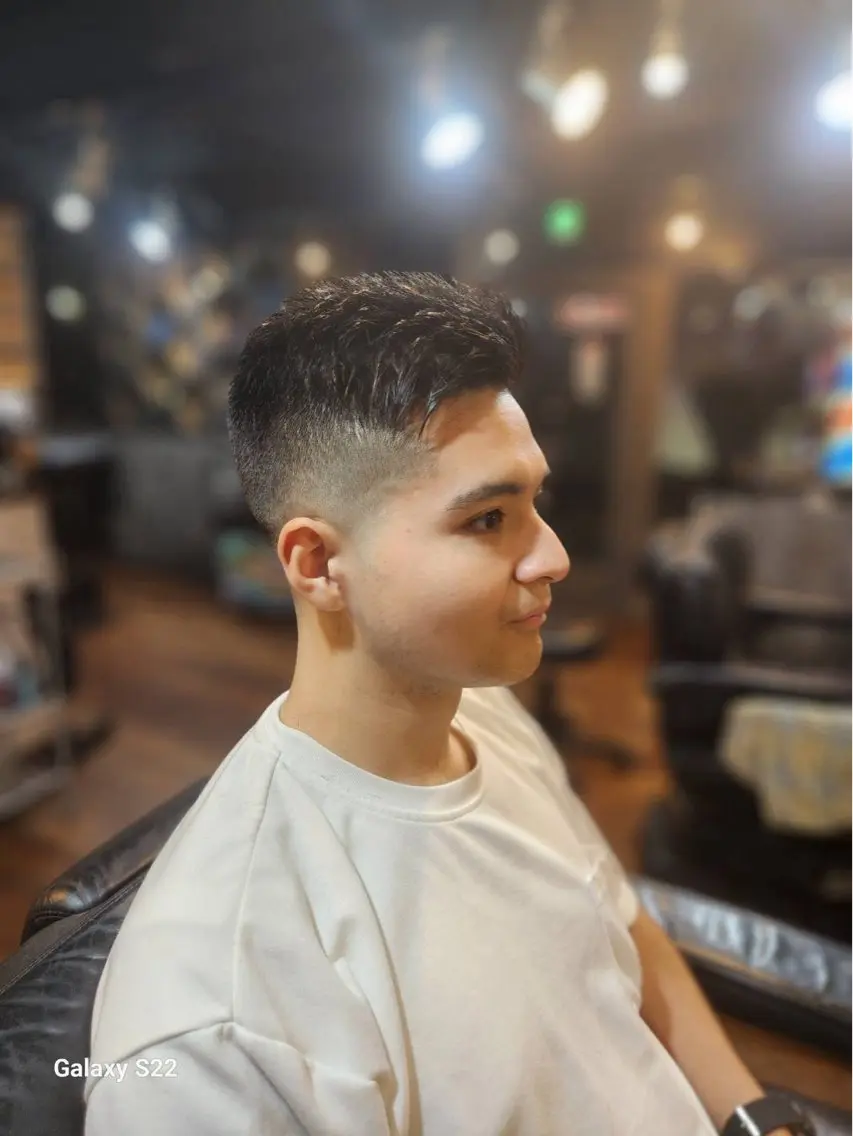 ショート 宮崎 裕太のヘアスタイル
