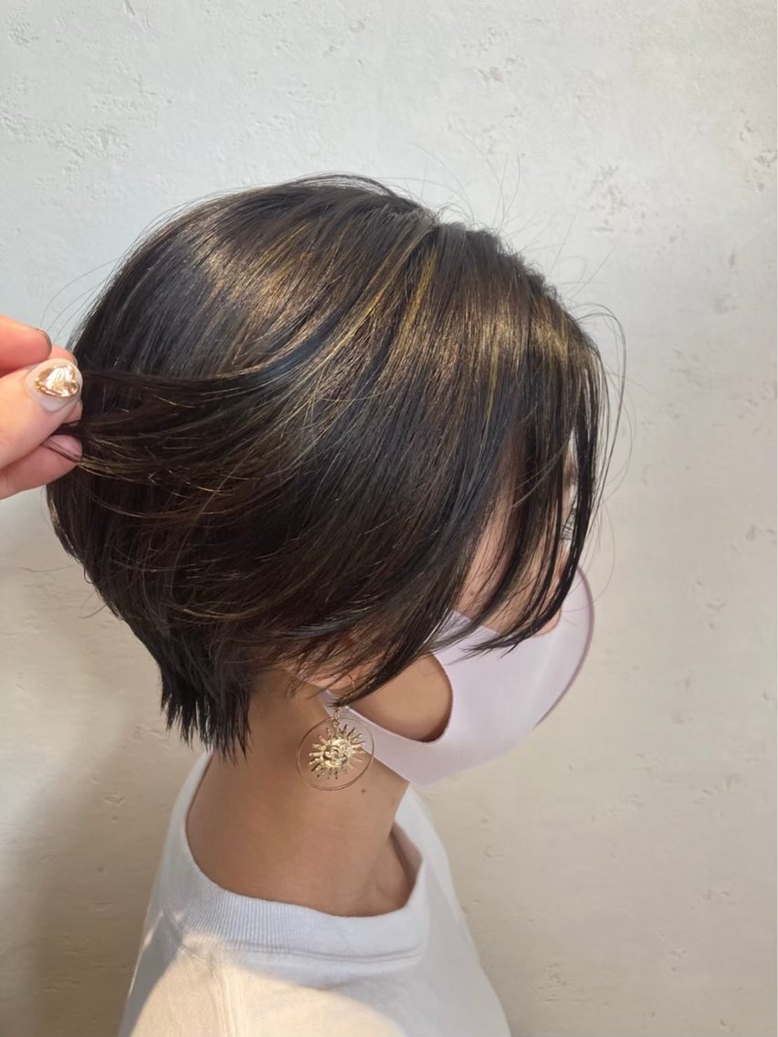 カラー Inity   森 千尋のヘアスタイル
