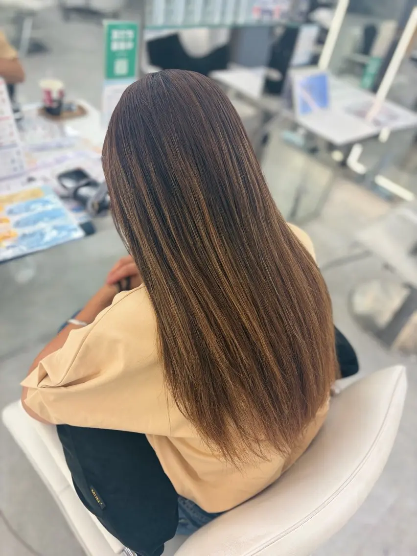 ロング カラー 斉藤 沙也加のヘアスタイル