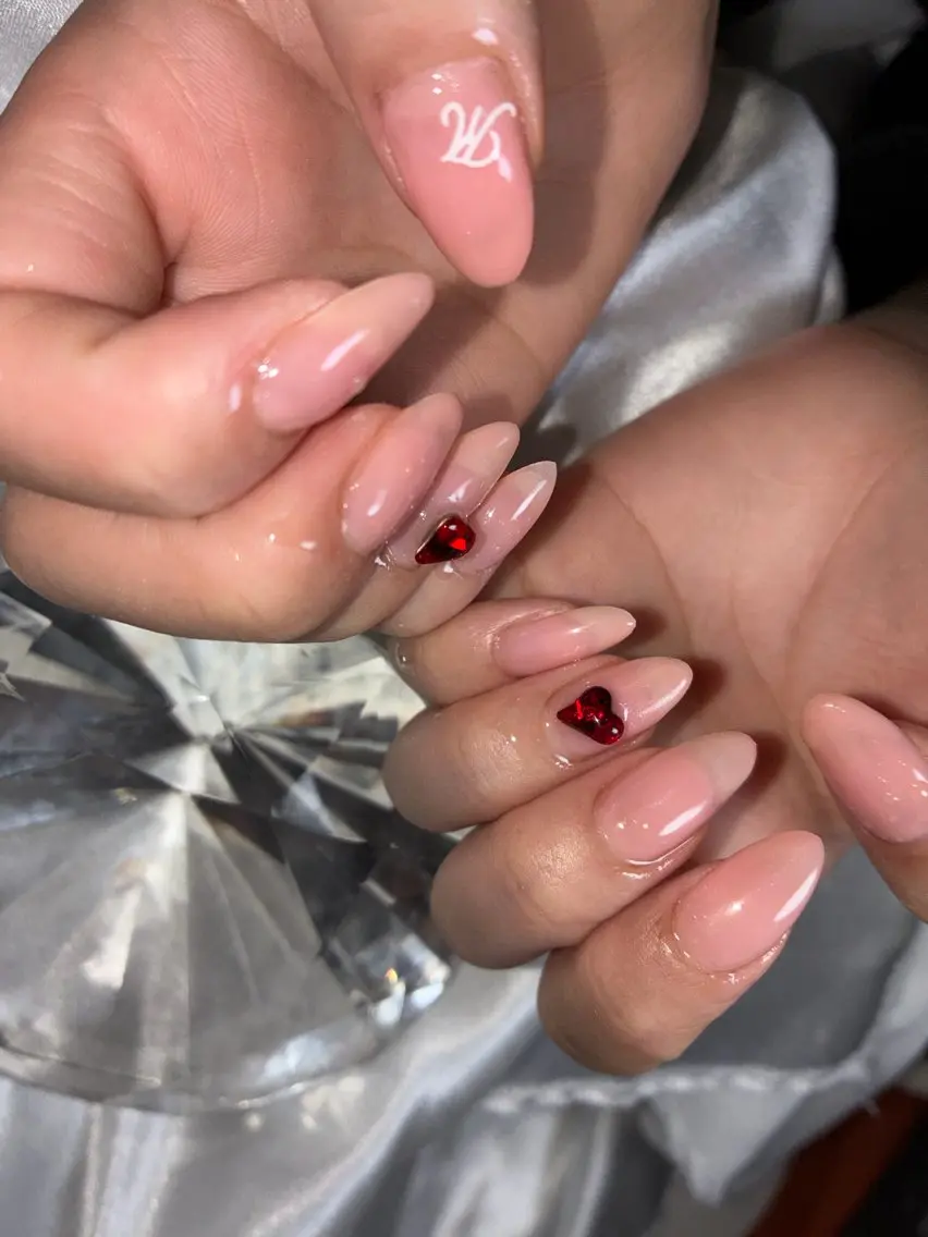 ミディアム ハンドネイル YOKOSUKA NAILS💅⚓️のネイルデザイン