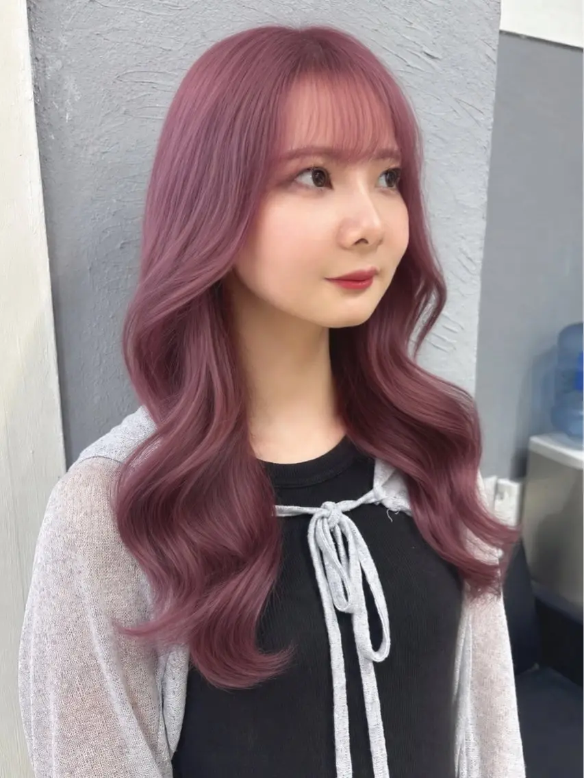 ロング カラー ヘアカラー トリートメント SAKURA🫧 やわらかいハイトーンのヘアスタイル