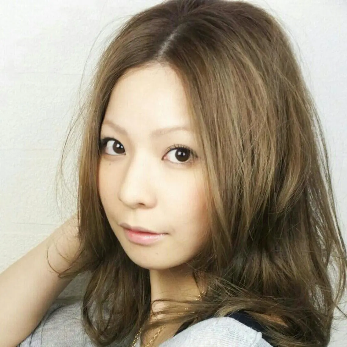 ミディアム カラー ハイライトカラー ハイライト 畑中秀平💛艶髪💜 Babylon 代表のヘアスタイル