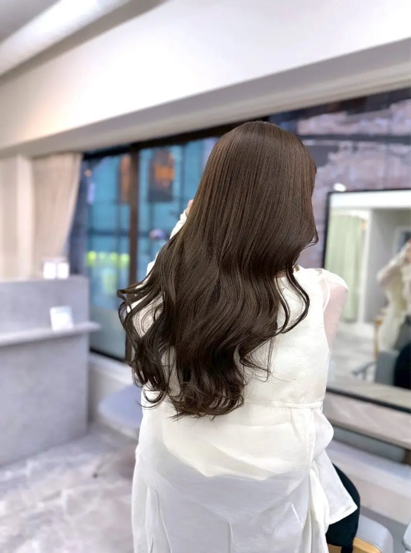 ロング カラー ブラウンカラー 透明感カラー ダークブラウン ヘアカラー トリートメント 髪質改善Acero. shoyaのヘアスタイル