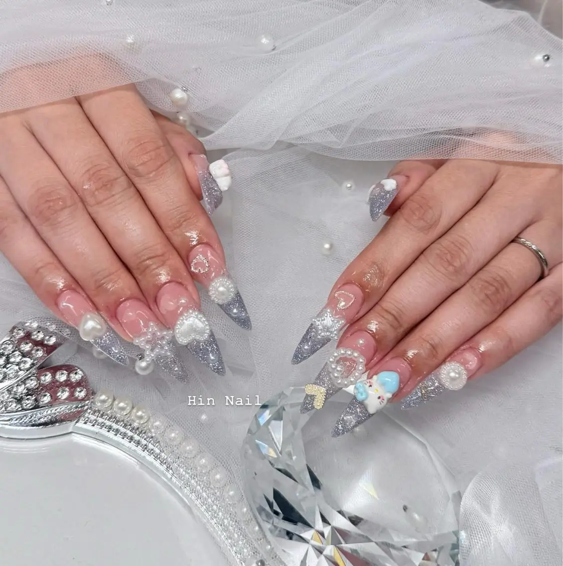 ネイル ハンドネイル HIN NAILのネイルデザイン