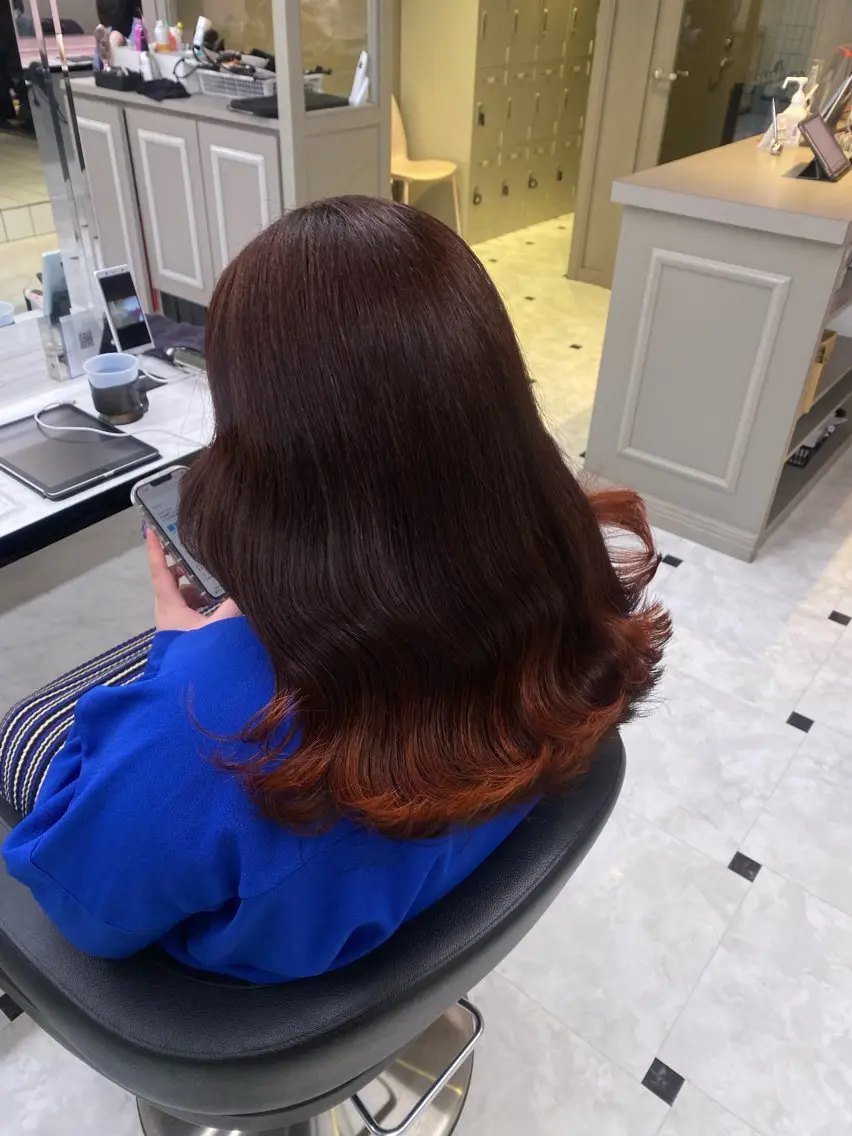 ロング カラー ヘアカラー トリートメント ヘッドスパ ヘアセット ♥️韓国風透明感 暖色misa♥️のヘアスタイル