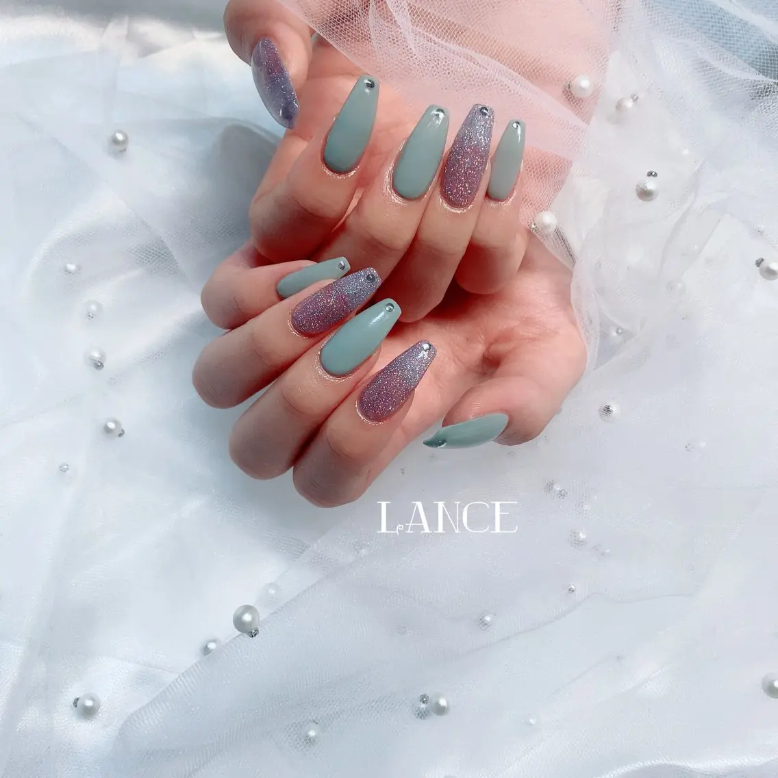 ネイル オーロラネイル フレンチネイル キラキラネイル ニュアンスネイル ピンク Lance nailのネイルデザイン