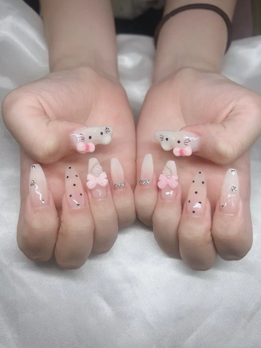 ネイル 長さ出し グラデーション キラキラネイル マグネットネイル ニュアンスネイル Lee Nails チップ長さだし専門店のネイルデザイン
