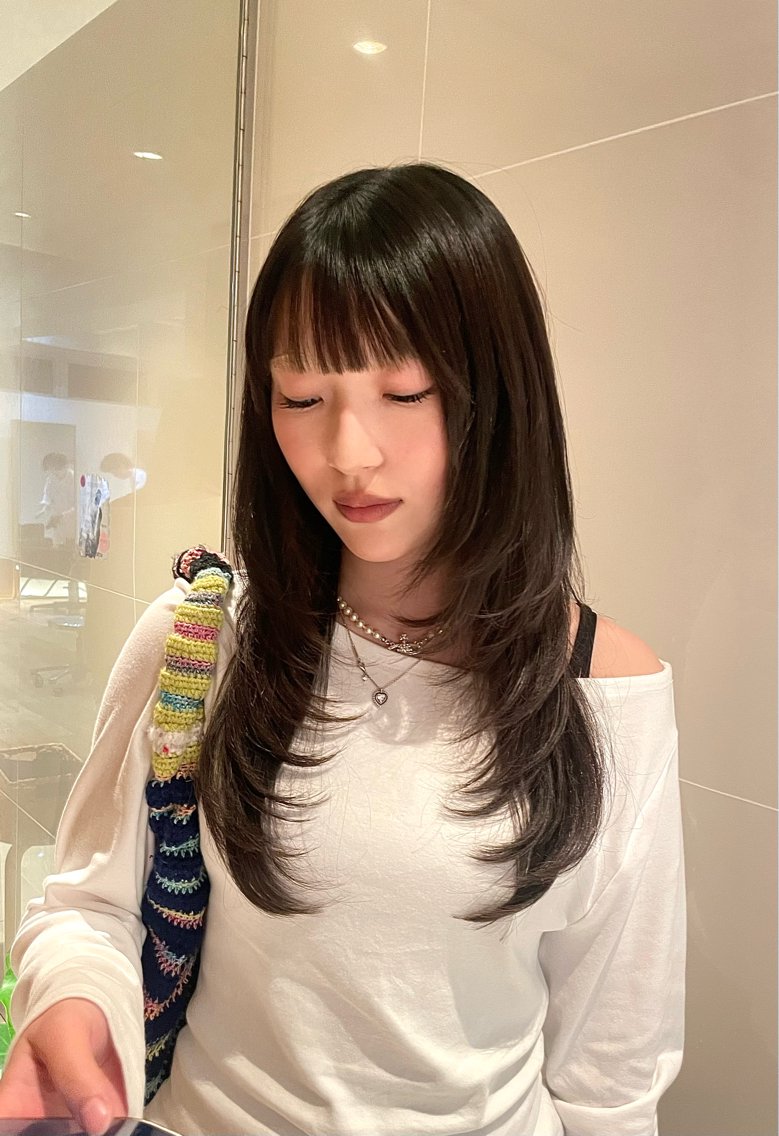 セミロング カラー カット ヘアカラー トリートメント レイヤー/縮毛矯正 🪄chihiroのヘアスタイル