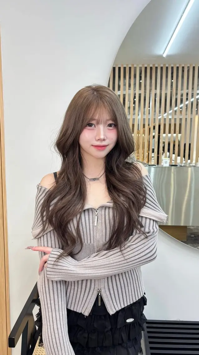 ロング カラー カット ヘアカラー トリートメント ❤︎韓国レイヤ ー❤︎/saraのヘアスタイル