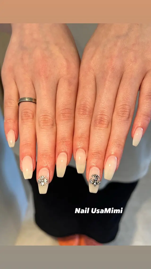 ネイル アートネイル オーロラネイル チークネイル フレンチネイル ジェルネイル ハンドネイル 本町NailUsa Mimi RIKOのネイルデザイン