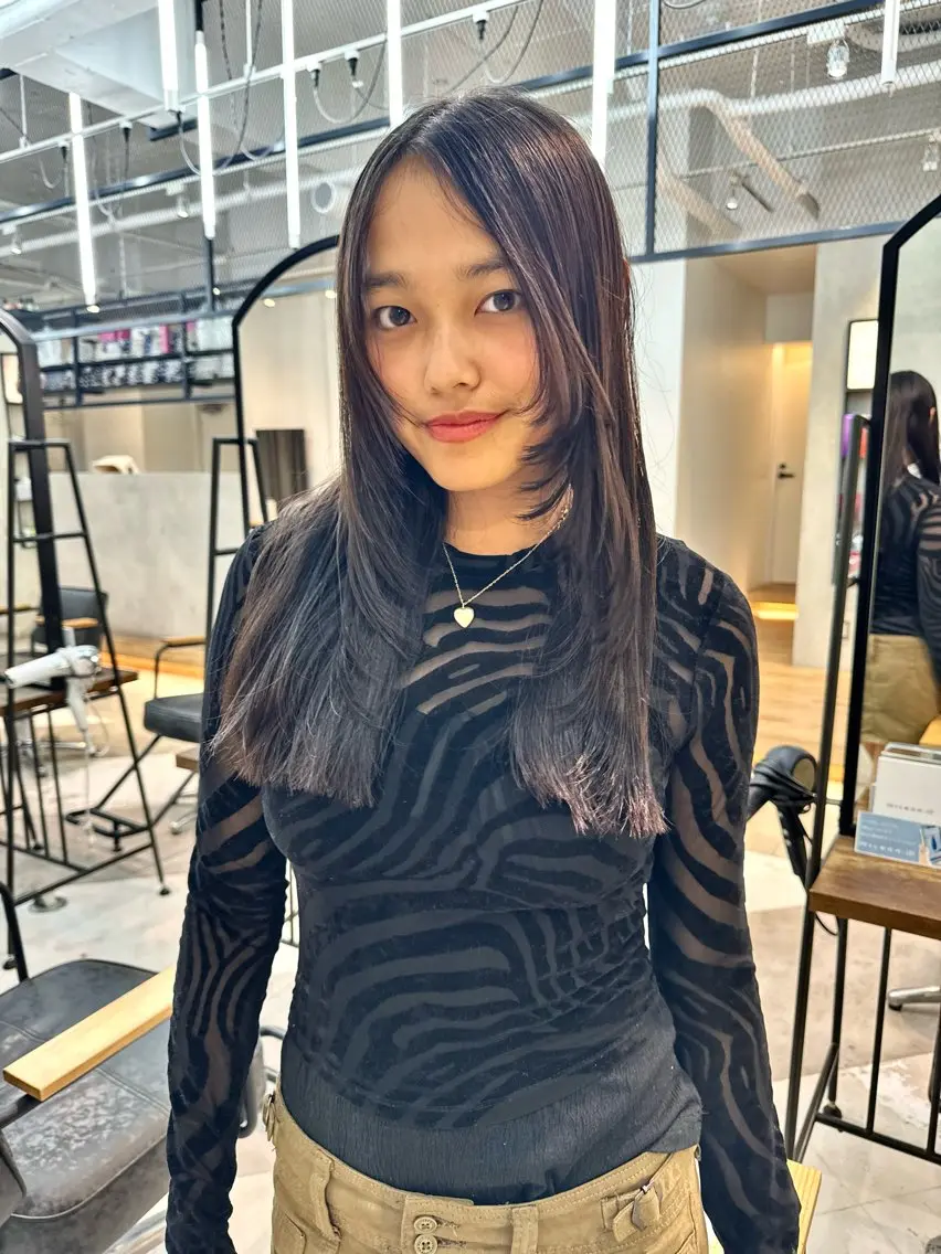 ロング 顔周りカット レイヤーカット 顔周りカット/透明感 カラー✂️MEIのヘアスタイル
